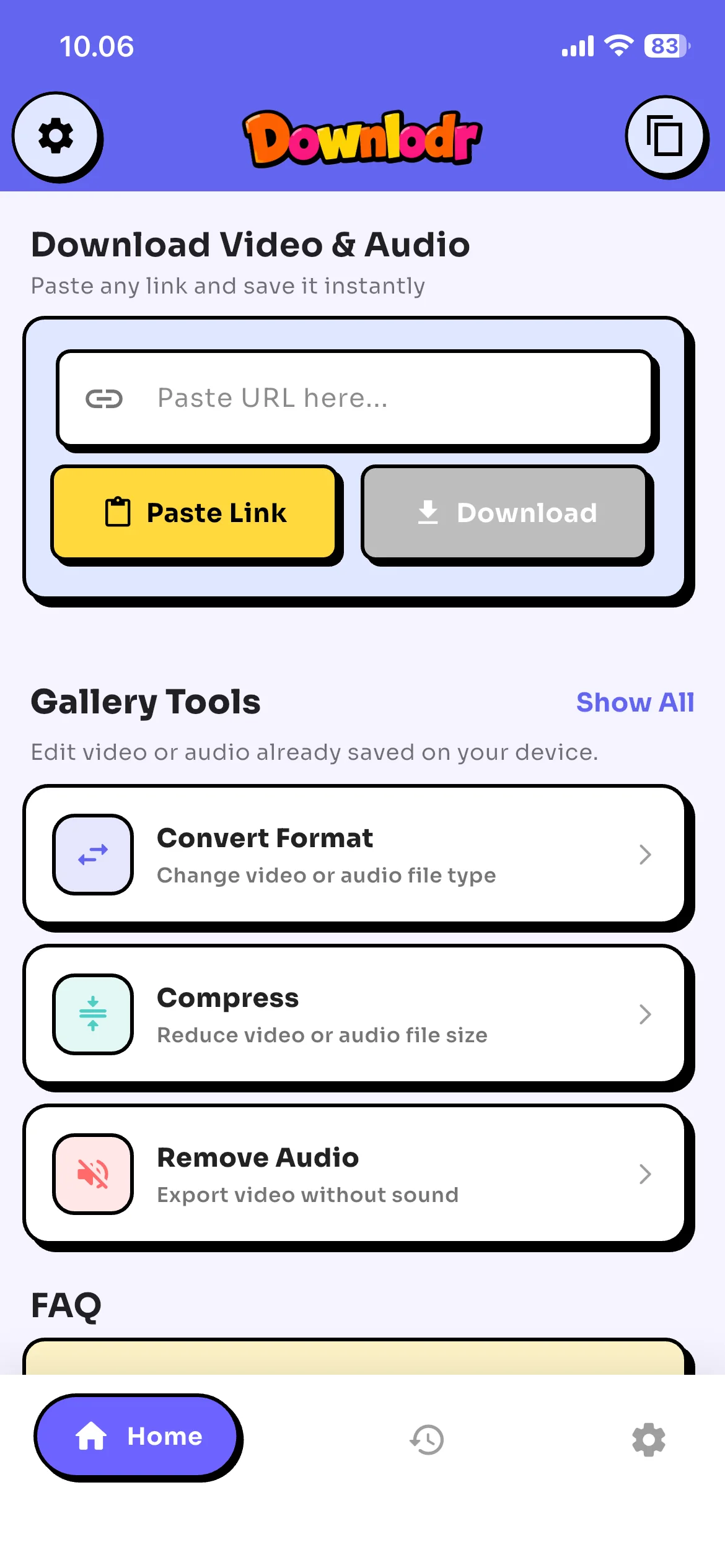 Downlodr app showing the download screen and gallery tools